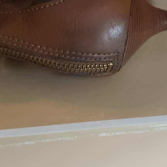 Micheal Kors cut out sandals - Picture 5 of 5